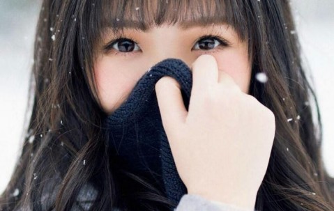 怀孕初期腹部下坠感和腰酸，了解原因与应对策略